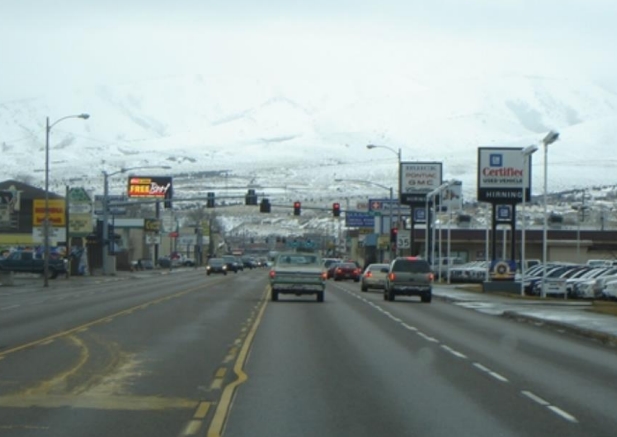 Location photo for Yellowstone Ave near Yellowstone Plaza (Pocatello)