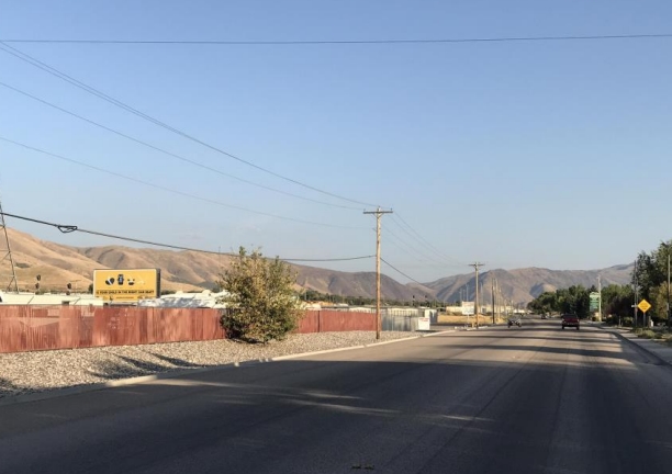 Location photo for S Main St near Bannock Hwy at Kurtwood (Northbound) (Pocatello)