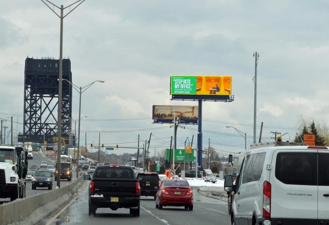 Location photo for Lincoln Hwy at Hackensack Ave (Kearny)