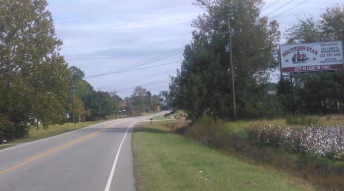 S/S US 158 WEST 1.4 MI W/O JCT US 258 Media