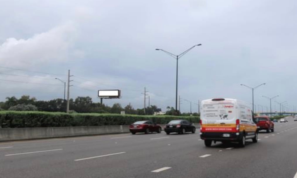 Location photo for W State Rd 84 near Todo en UNO (Davie)