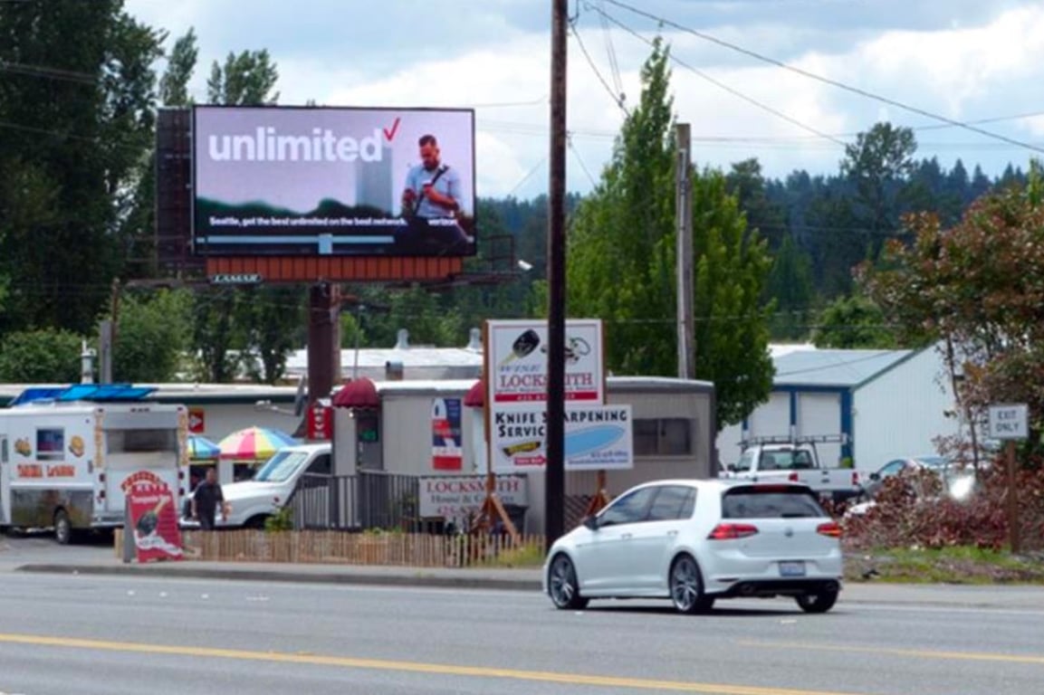 Location photo for Bothell Everett Hwy near 196th St SE NB Station, North Creek (Bothell)