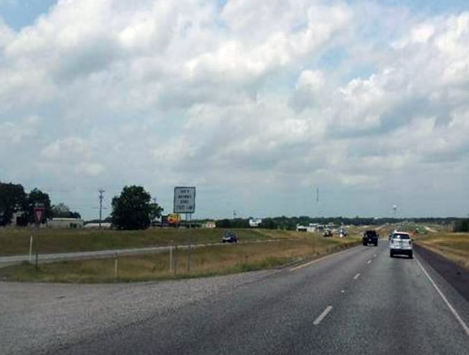 SH 6/ .3 mi S/O OSR/ Bryan Media