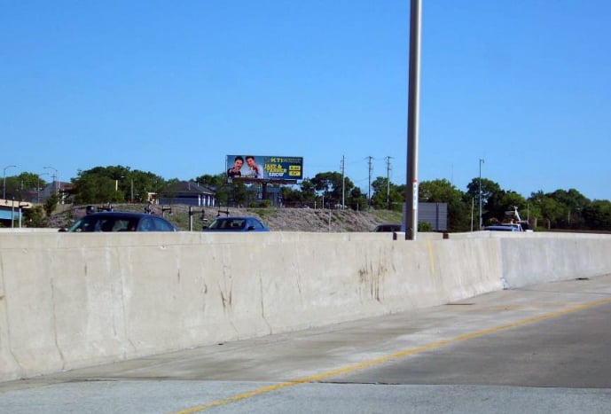 Location photo for N 12th St near N12 & Walnut #784, Triangle North (Milwaukee)