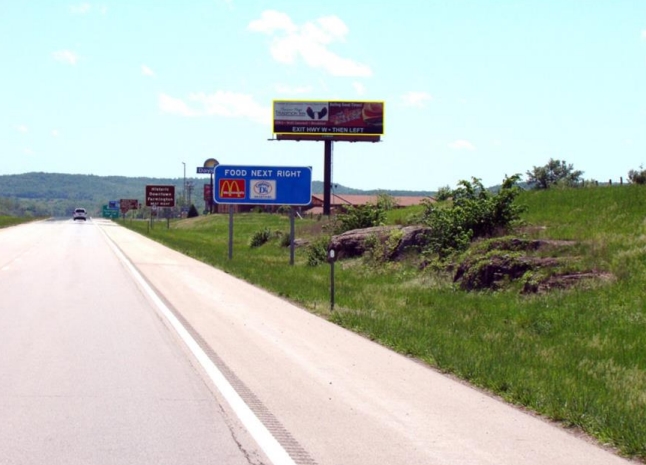 W/S HWY 67 .7 MI S/O MAPLE STREET S/B Media