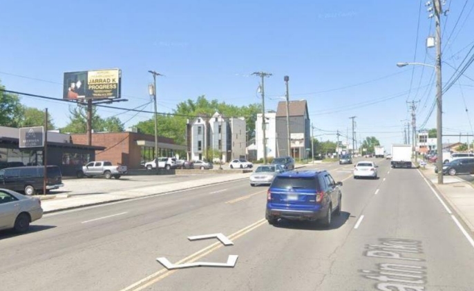 GALLATIN AVE W/S 215' N/O CAROLYN AVE F/S Media