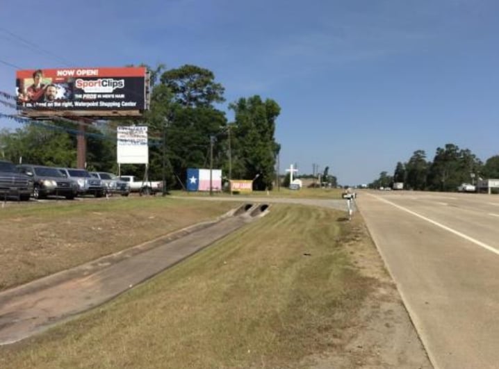 Location photo for Sh 105 W near Adrians strip (Conroe)
