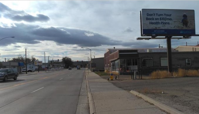 CENTER ST WS 1100' WO ELK FN Media