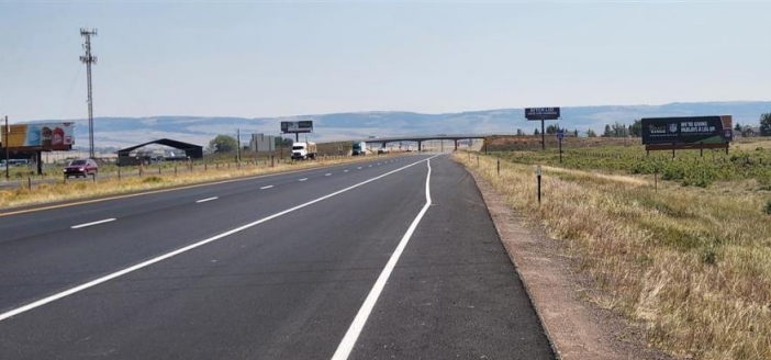 I-80 SS 500' EO 3RD ST EXIT 313 FW Media