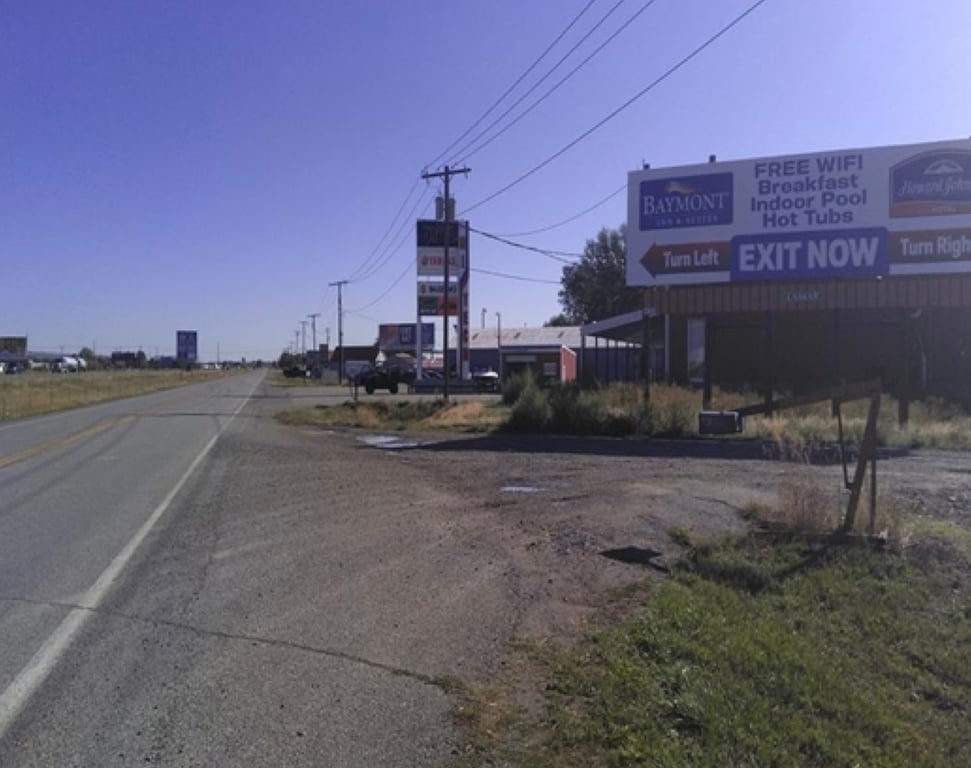 I-90 S/L .7 MI W/O EXIT 446 Media