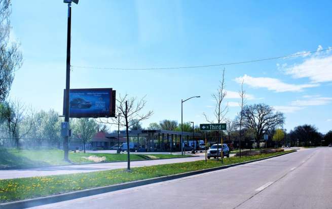 2121 Pennsylvania Ave 823 ft N/O E Johnson St ES Media