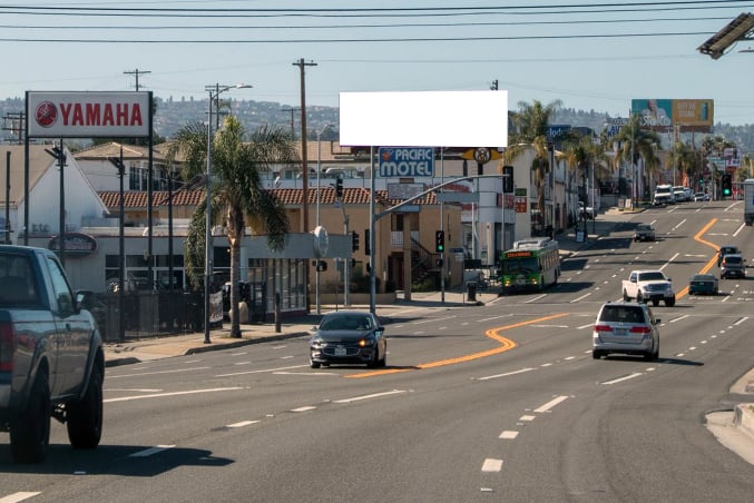 PCH S/L E/O Senator F/E Media