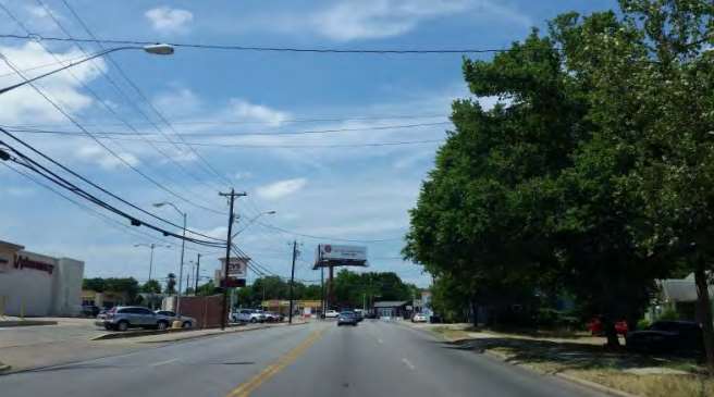 Oltorf St 20 ft W/O Lamar Blvd S (Loop 343) NS Media