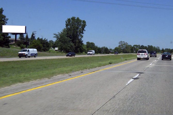 Location photo for Service Rd NE near Service/1695 Service (EB), Northeast (Grand Rapids)