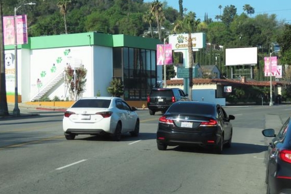 Location photo for Ventura Blvd near Ventura / Berry, Studio City (Los Angeles)