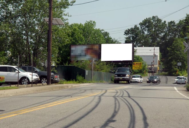 Location photo for County Rd 67 near New Pehle Ave at Park 80 Plaza West (Saddle Brook)