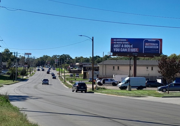 Location photo for Martin Luther King Jr Pkwy near MLK Jr Pkwy / #2455, DSM (Des Moines)