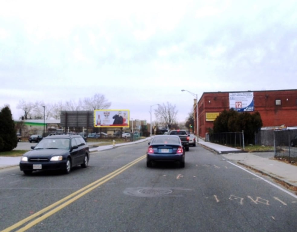 CAREW ST E/O MAIN ST SS SPFD Media