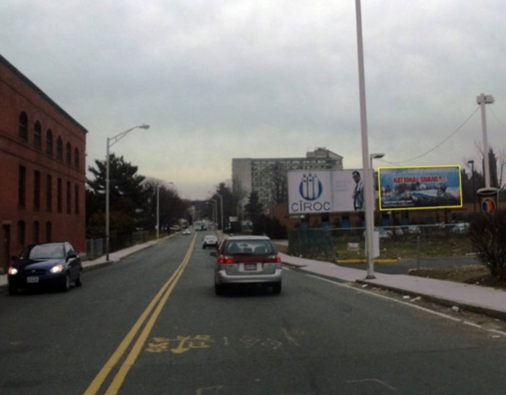 CAREW ST E/O MAIN ST SS SPFD Media