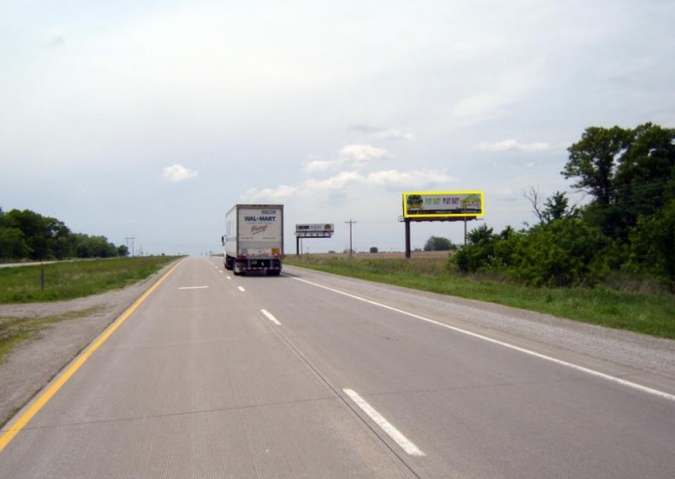 Location photo for HWY 61 6.5 MI S/O BYPASS MM79 MUSCATINE, IA F/NE