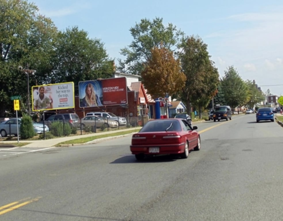 Location photo for Main St near Main / Allen (West Springfield)