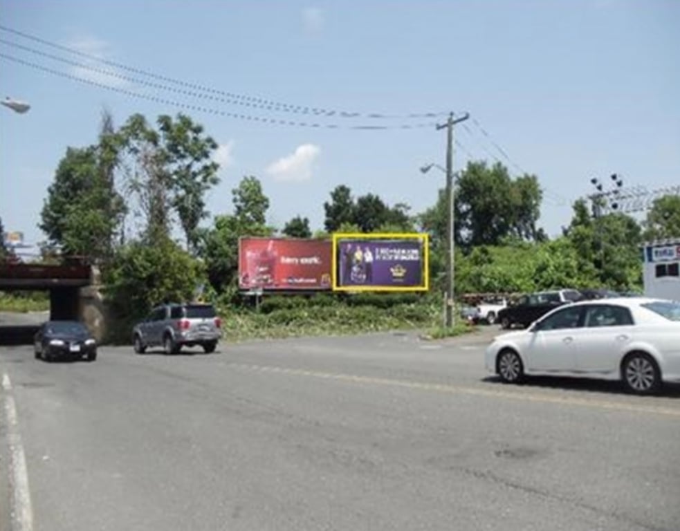 Location photo for Union St near Memorial / New Bridge (West Springfield)