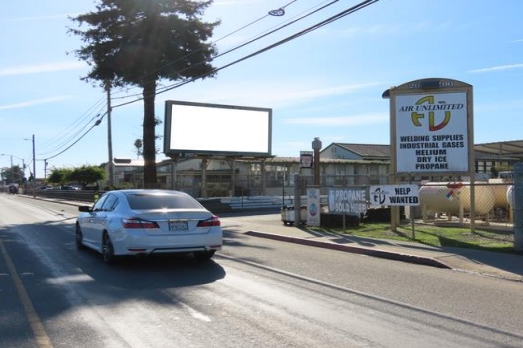 Location photo for Salinas Rd near Berlanga Park (Pajaro)