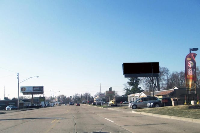 W/S Ironwood, 500' N/O Edison F/N Media