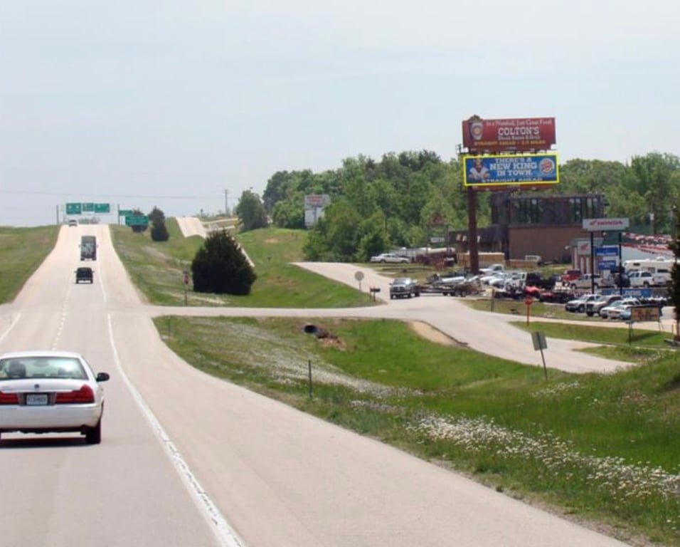 W/S HWY 67 .8 MI N/O HWY 60 E S/B BTM Media