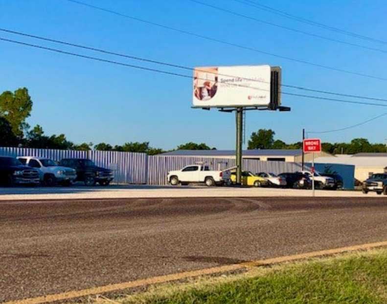 US 82 0.3 mi E/O FM 371 SS Media