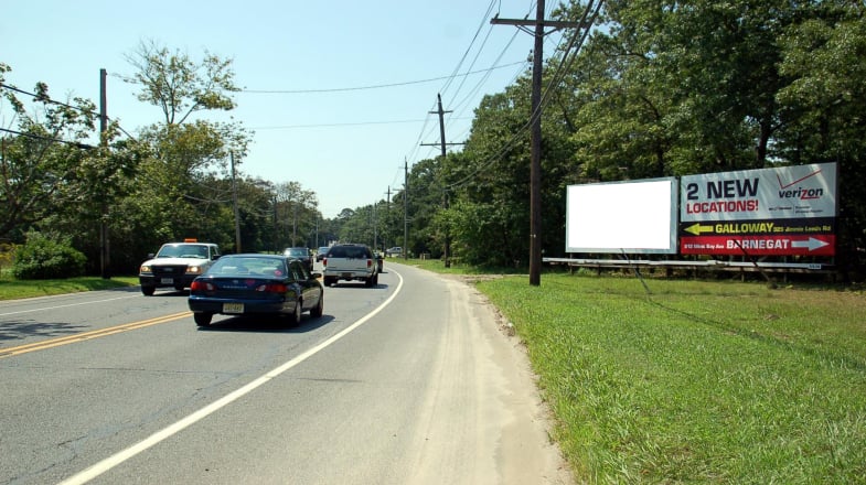 NY Rd (Rt 9), 1.8 Miles S/O Rt 72 Media