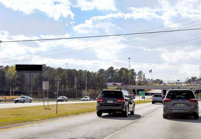 Bullsboro Dr (GA 34) 0.1 mi E/O I-85S S/S F/E Media