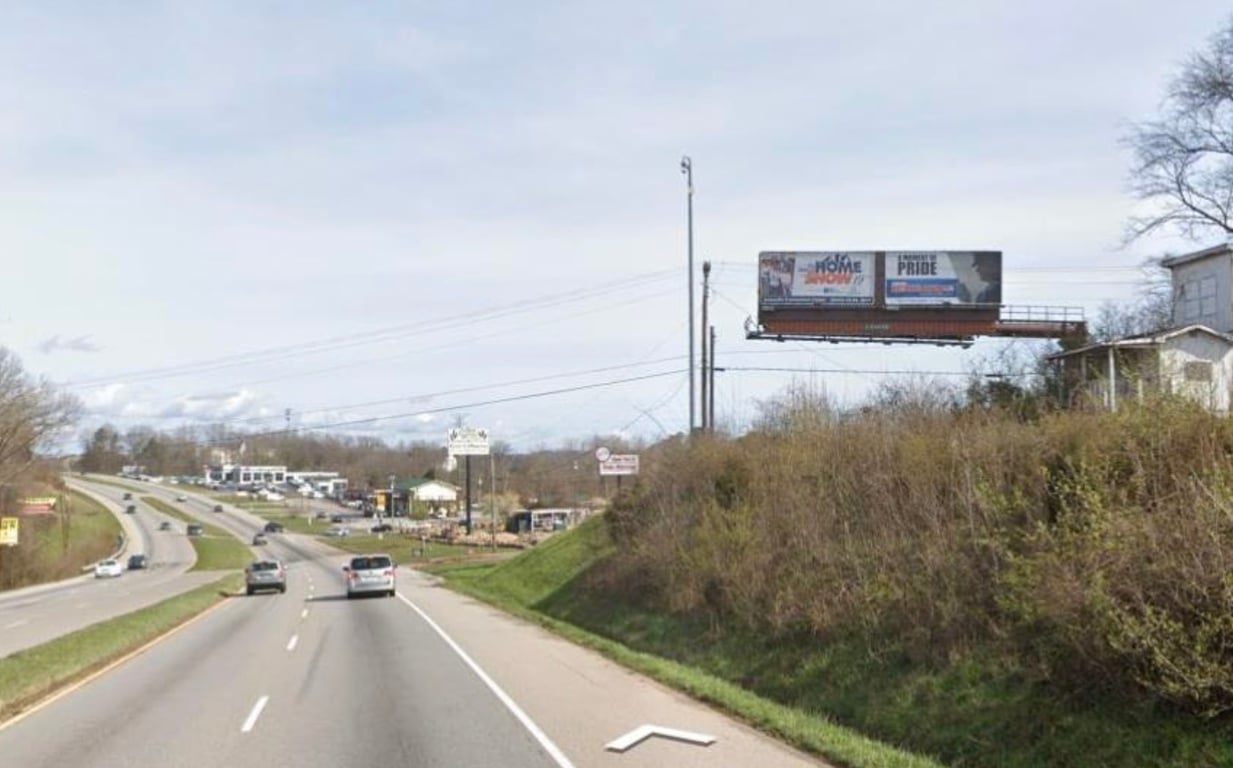 Alcoa Hwy 1mi N/O Pellissippi Pkwy ES/FS Left Panel Media