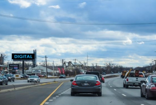 Location photo for N Skokie Hwy near Wyoming Avenue (Lake Bluff)