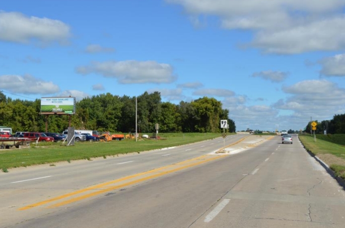 IA 14 NORTH F/S - MARSHALLTOWN Media