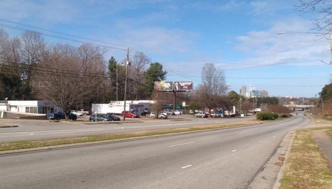 2524 S. WILMINGTON ST 0.1 mi N/O PECAN RD(SR2408) WS (right side) Media