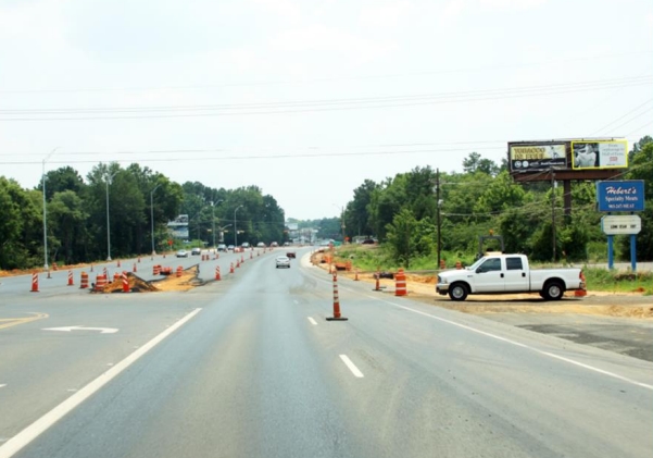 LOOP 281 N/S 1000' W/O TOLAR RD F/E (right) Media