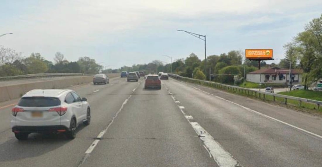 Rt. 104 2.5 mi W/O I-590 Media