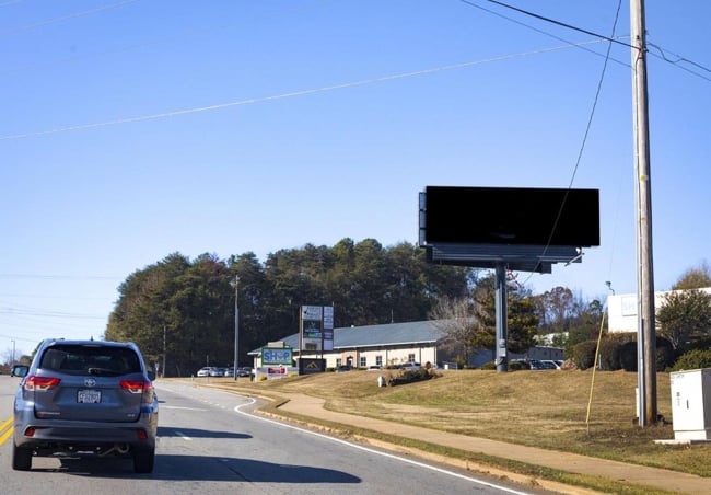 Location photo for Canton Hwy (Cumming)