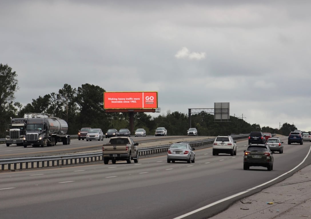 Location photo for E/S I-95 4000' S/O Exit 102 F/N