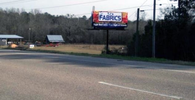 Location photo for Veterans Memorial Pkwy (Opp)