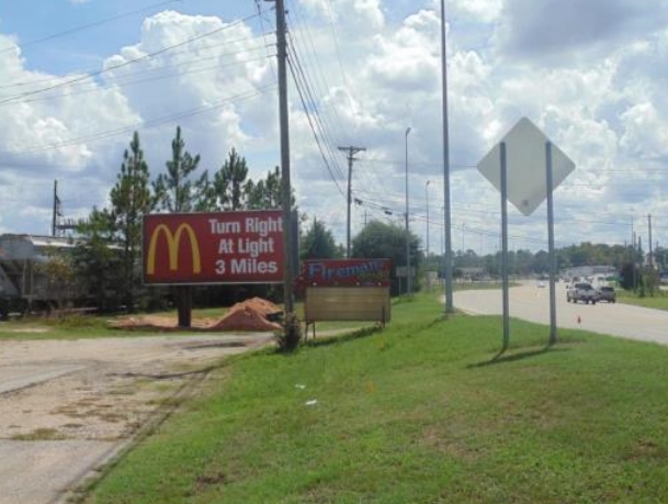 Location photo for E 3 Notch St near Three Notch Shopping Center (Andalusia)