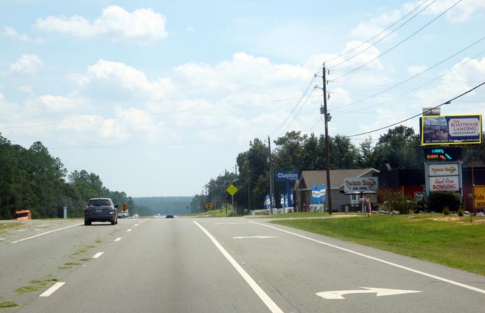 Location photo for S Ferdon Blvd (Crestview)