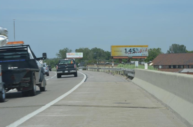 I-190 @ OLD WORTHINGTON PL 80 ROBERTS F/W Media