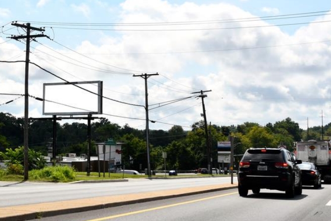 Location photo for Baltimore Blvd near Finksburg Plaza (Finksburg)