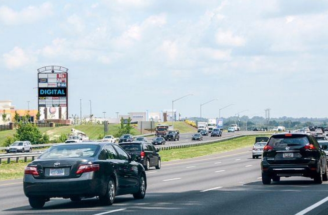 Location photo for Ritchie Station Ct near Ritchie Station Court at Bus Stop #1 (Capitol Heights)