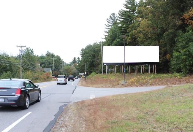 Location photo for Daniel Webster Hwy near The Commons Shopping Center, East Merrimack (Merrimack)
