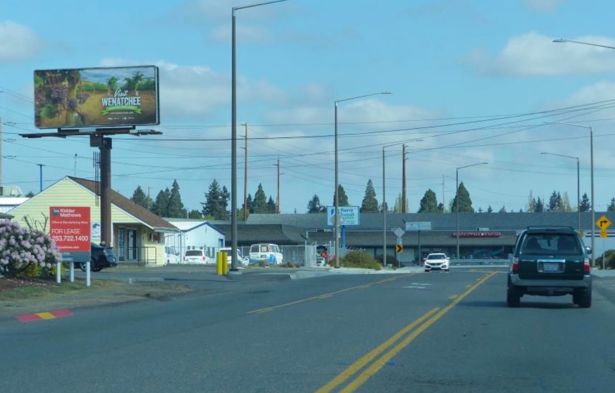 40TH AV SW WL 500F N/O 100TH ST SW SF-1 Media