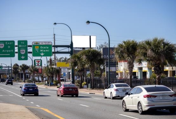 Location photo for US 441 S WS 750ft N/O SR 528 F/N - Top