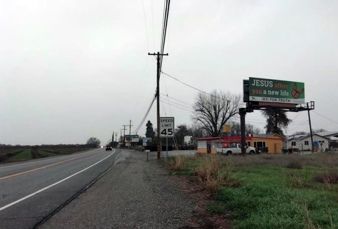 Hwy 32 NL 230' w/o Muir Ave FE Media